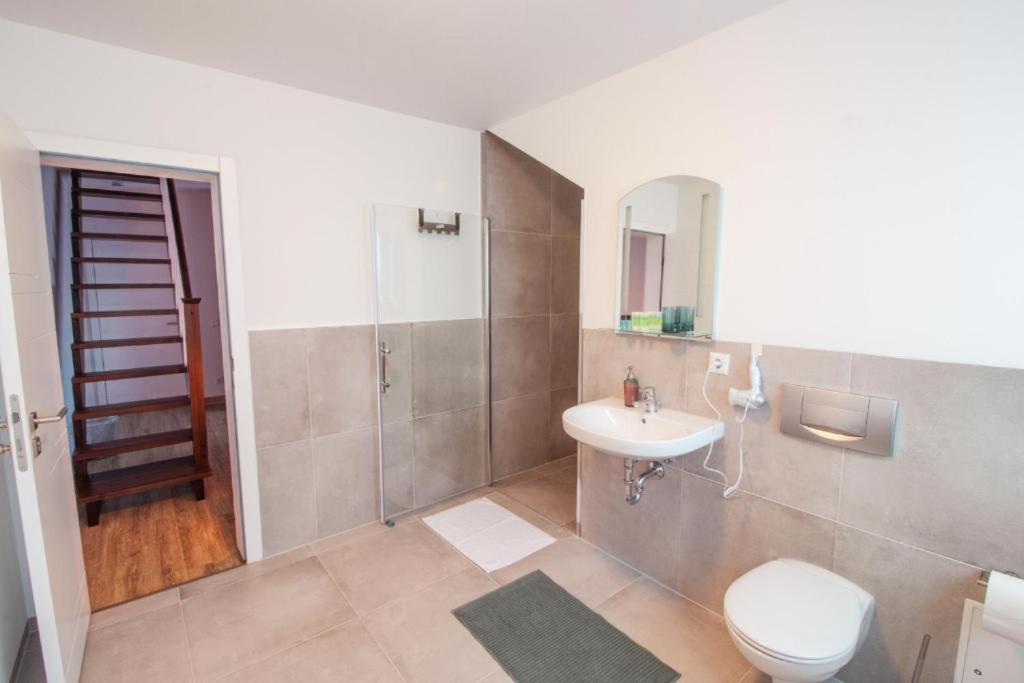 Hotel Dona Μπέργκις Γκλάντμπαχ Εξωτερικό φωτογραφία